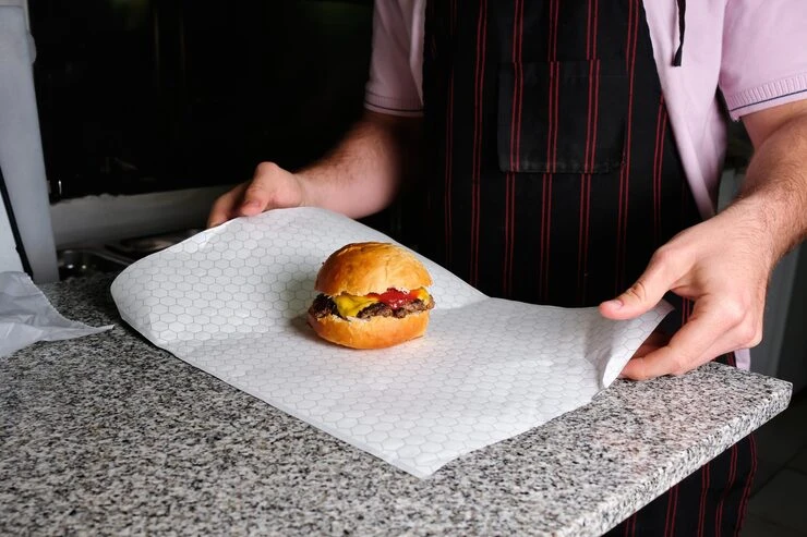 Papel manteiga para hamburguer